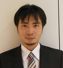 安村俊毅 先生